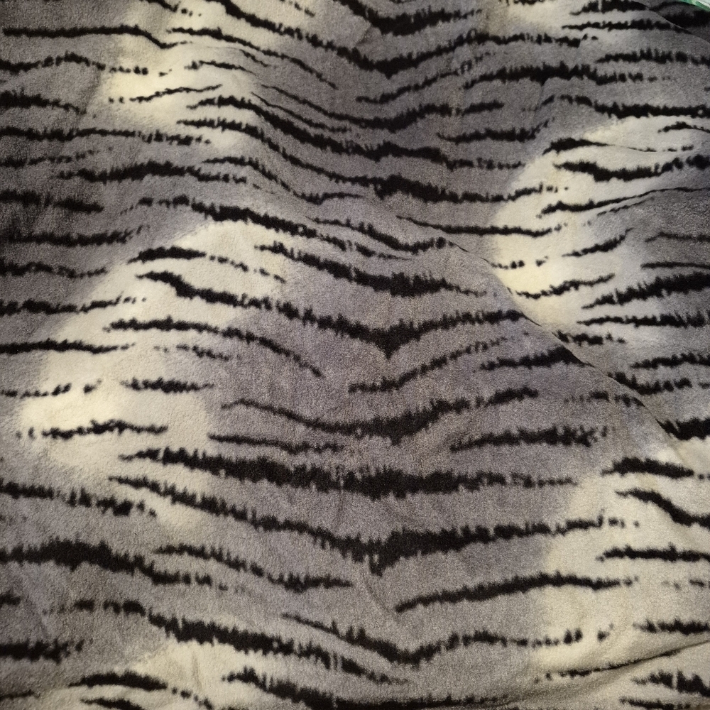 Fleece fitted Crib or toddler bed sheet, New 2 tone gray and black animal print